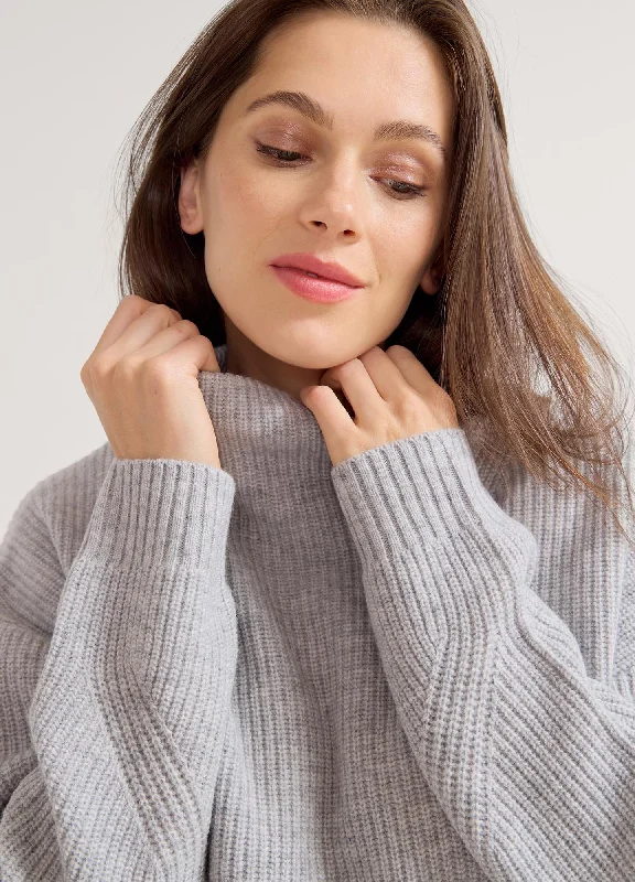 The Cozy Shaker Turtleneck